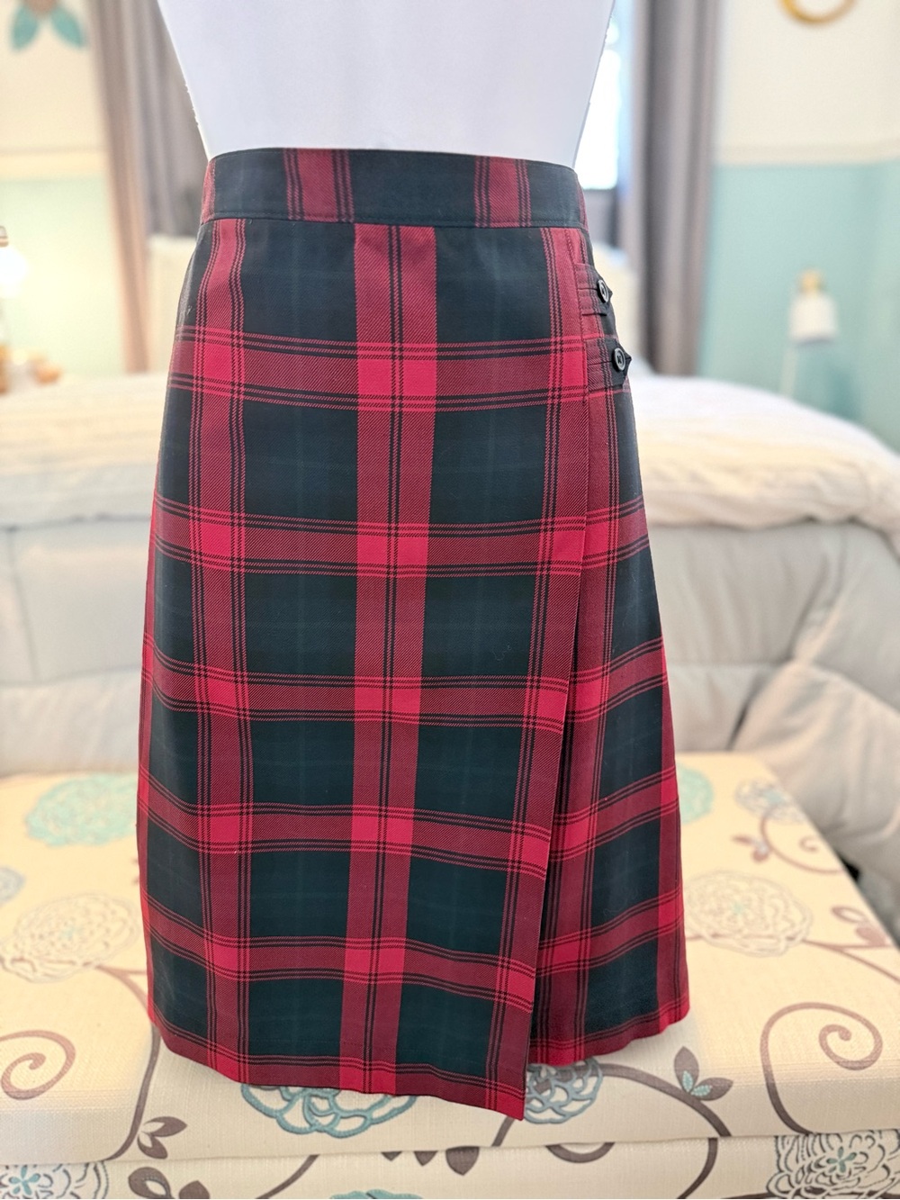 Lands' End Red and Black Plaid A-Line Skirt - Picture 1 of 4